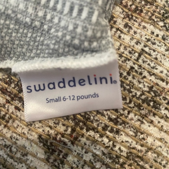 Swaddelini - Picture 2 of 3